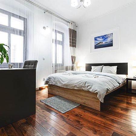 Klimatyczny Apartament W Centrum Wrocław Eksteriør billede